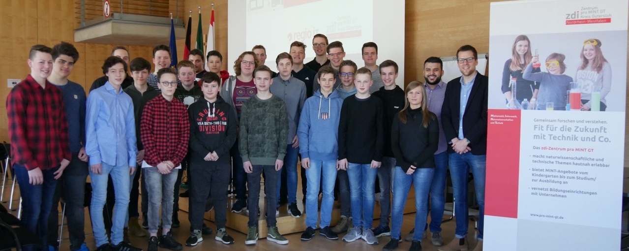 Gesamtschule Verl nimmt erneut erfolgreich am IT-Root-Camp teil